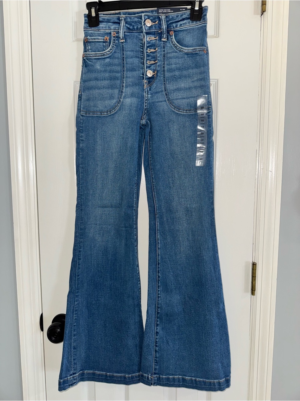 American Eagle Outfitters Super High-Rise Next Level Stretch Wide Leg Jeans - Picture 5 of 7